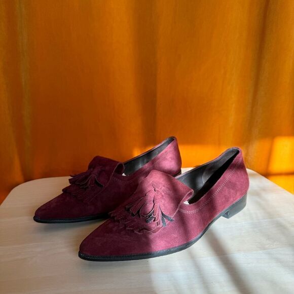 Stuart Weitzman Burgundy Suede Tassel Pointy Toe Avatass Loafer Size 10 - Picture 2 of 8